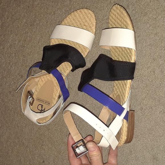 NEW size 8.5 Kelsi Dagger Flat Sandals - Picture 8 of 10